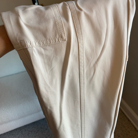 Banana Republic Slim Refined Stretch Cargo Pant in Transition Cream White - Picture 7 of 11